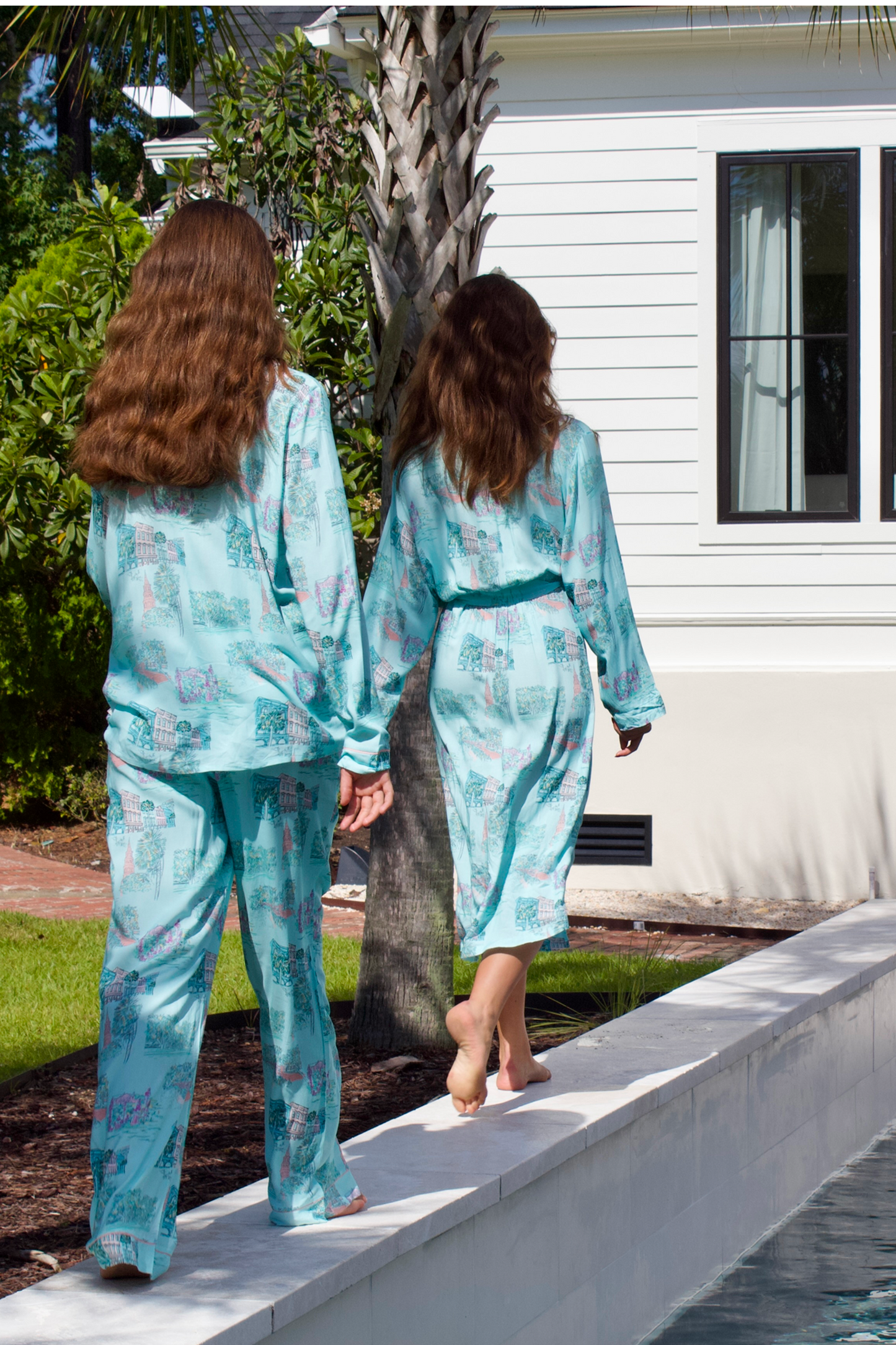 Charleston Scene Blue Full Length Robe